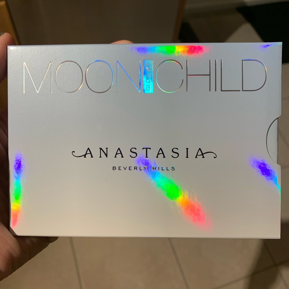 Anastasia Moonchild Glow Kit